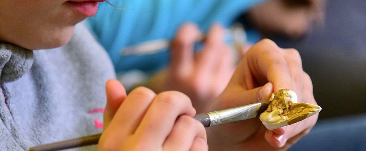 ZEBUS - Ateliers artistiques pour parents/enfants à Encagnane