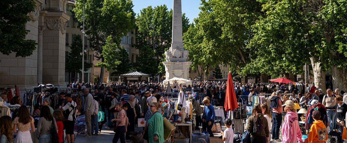 Vide-greniers de la Ville - Places Comtales et rue Thiers