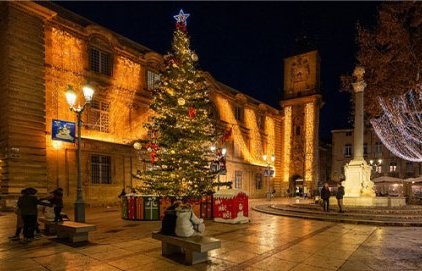 Le sapin de Noël géant