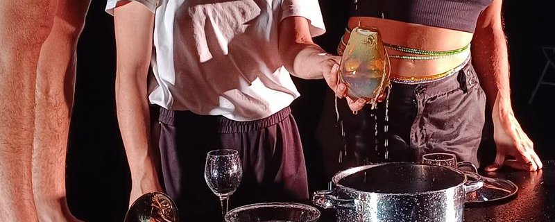 Étape de création : Nina Santes - Familles Liquides