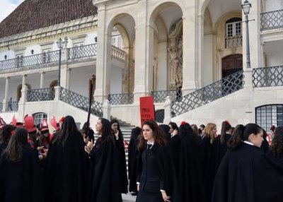 Commémoration du cinquième centenaire de la naissance de Luis de Camões et (…)