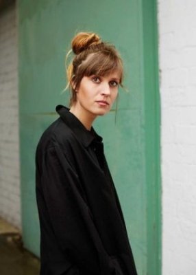 Rencontre littéraire - Charlotte Gneuss : Les jeux heureux de l'enfance.